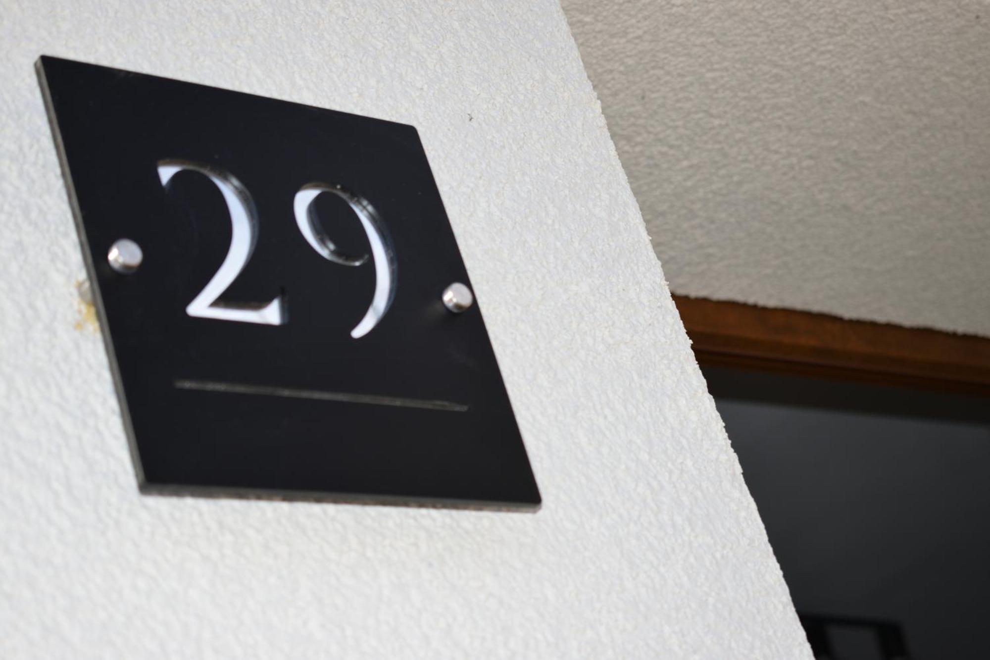 Quigna 29 Apartment Tresenda ภายนอก รูปภาพ