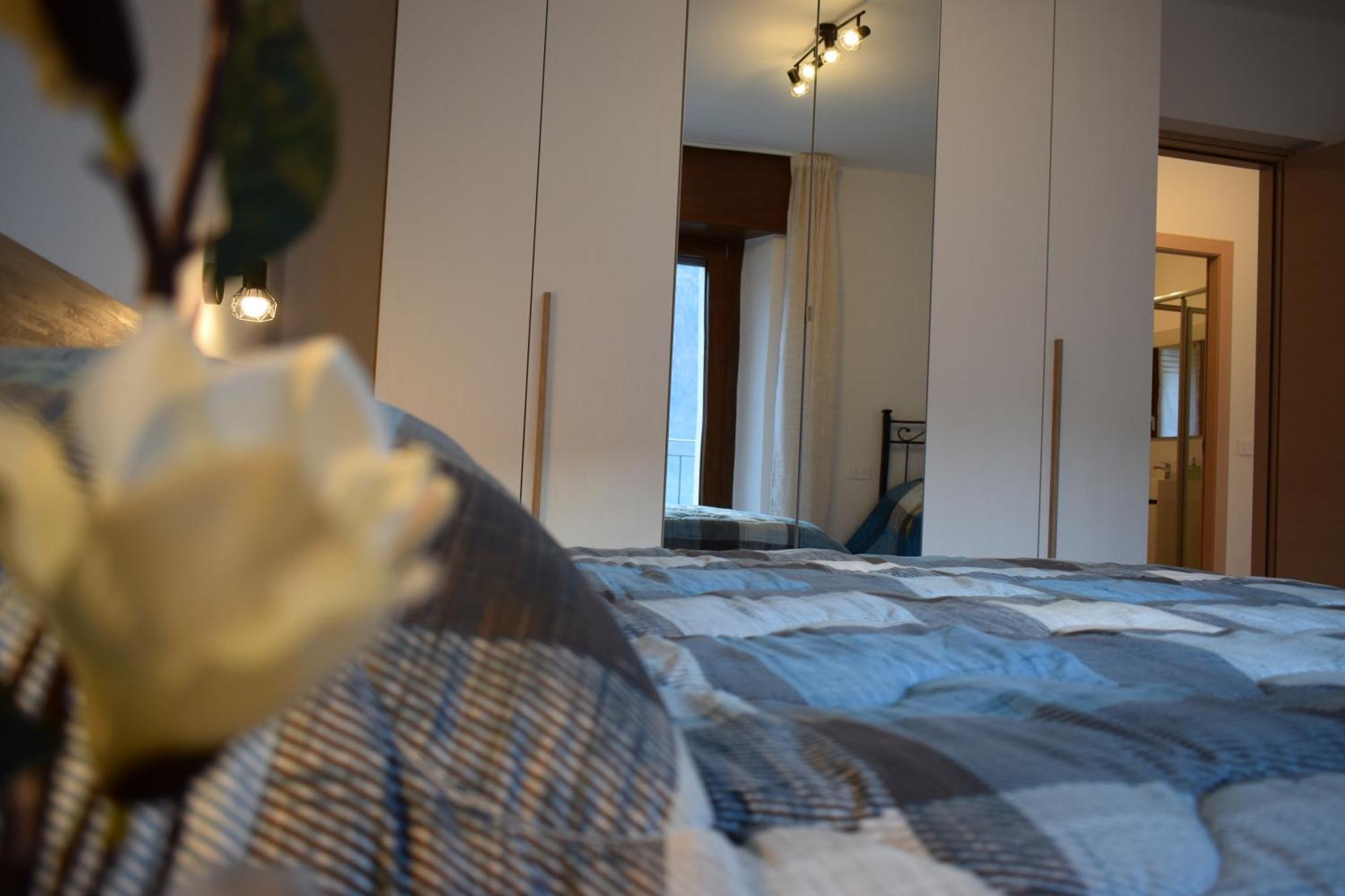 Quigna 29 Apartment Tresenda ภายนอก รูปภาพ